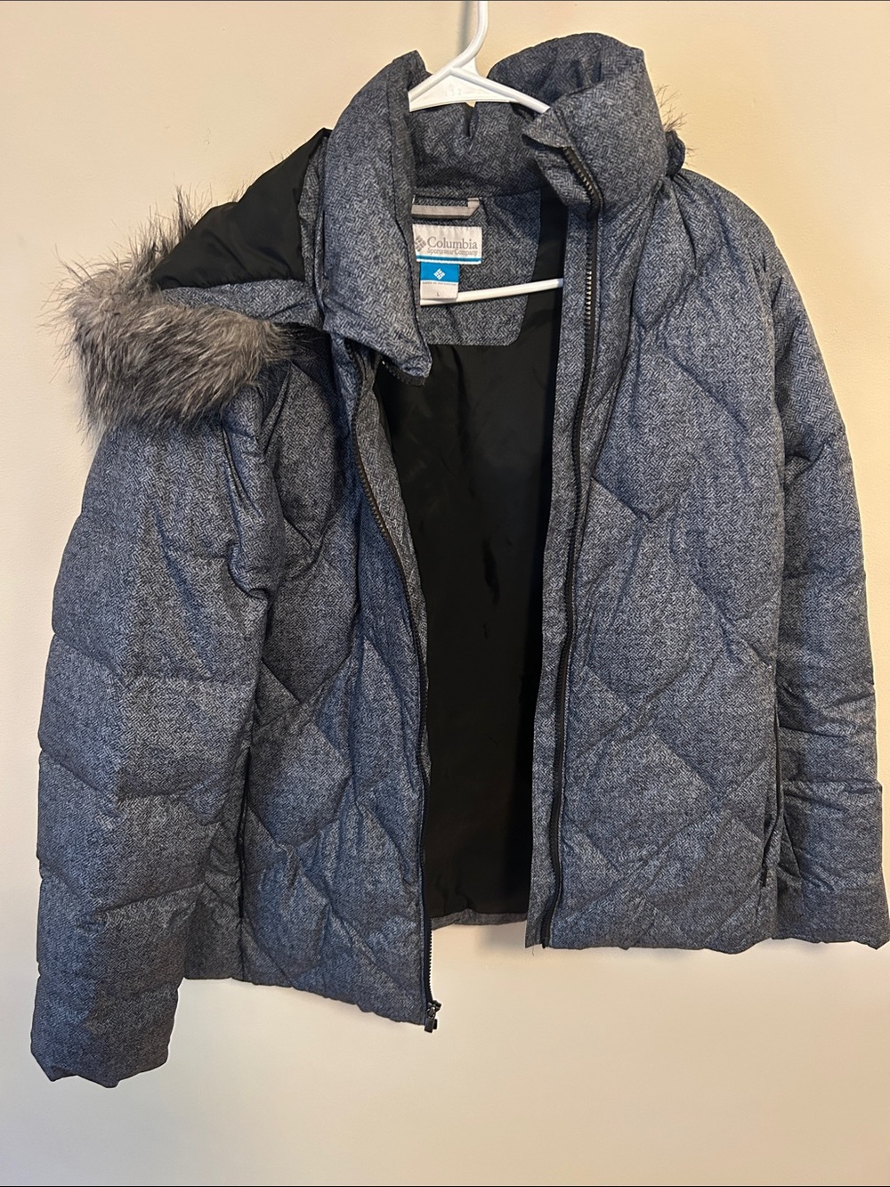Columbia Women's Heather Navy Quilted Puffer Jacket with Faux Fur Hood Trim